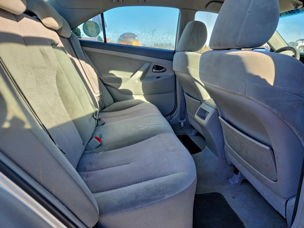 2010 TOYOTA CAMRY BASE photo 10