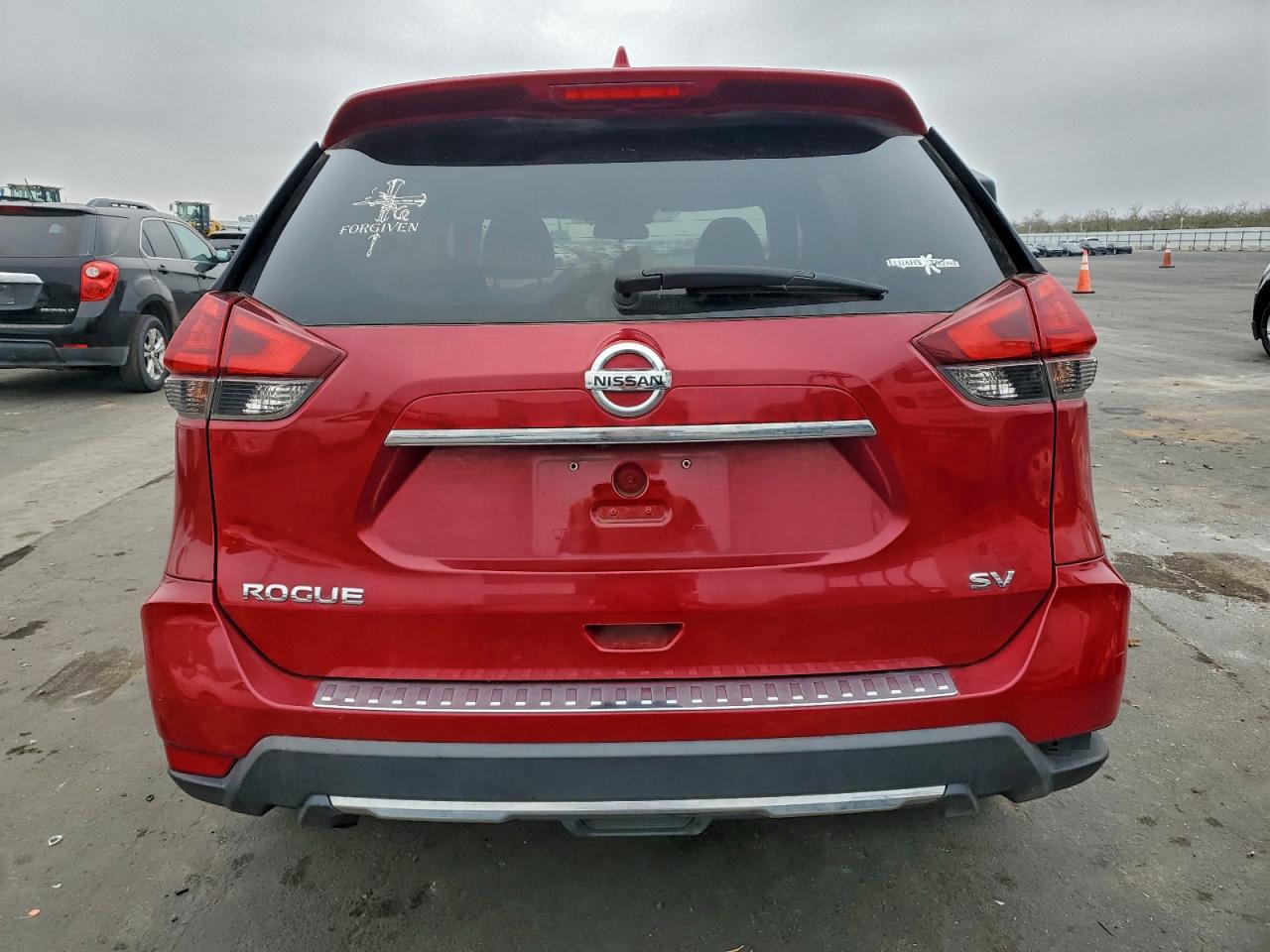 2017 NISSAN ROGUE S photo 6