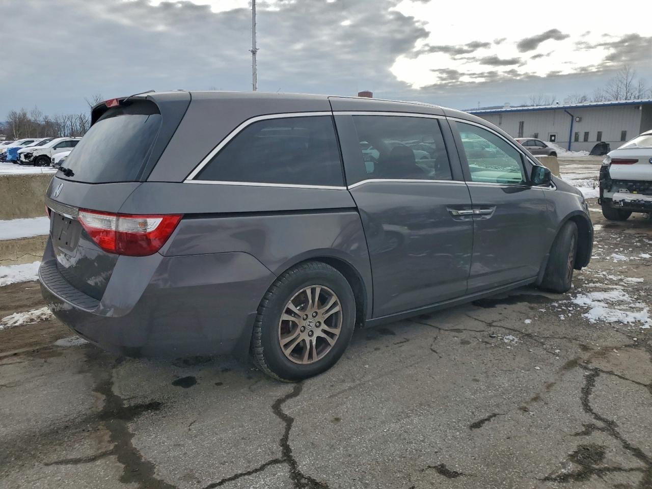 2012 HONDA ODYSSEY EXL photo 3