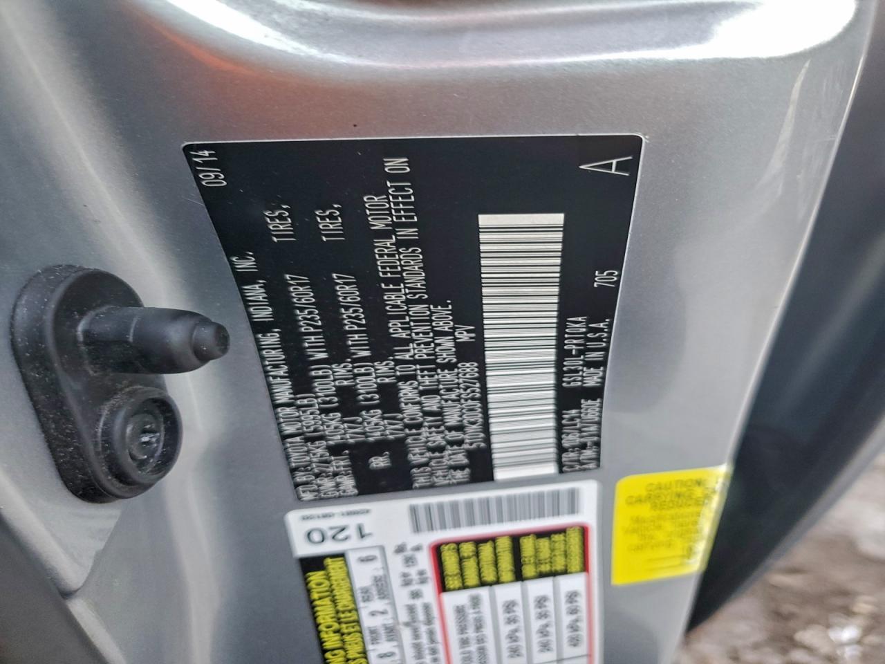 2015 TOYOTA SIENNA XLE photo 13