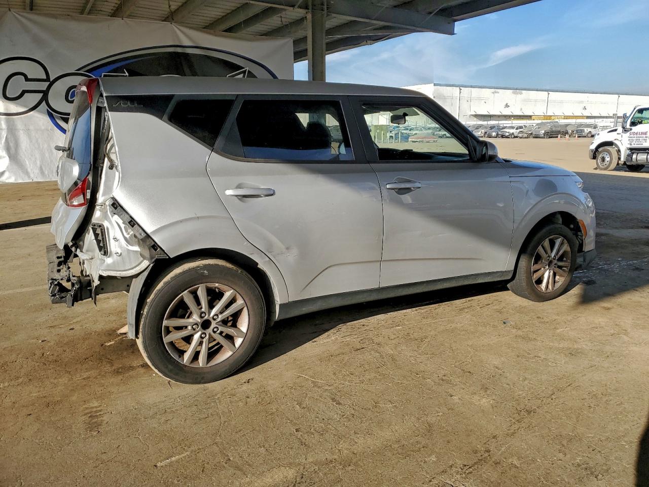 2020 KIA SOUL LX photo 5