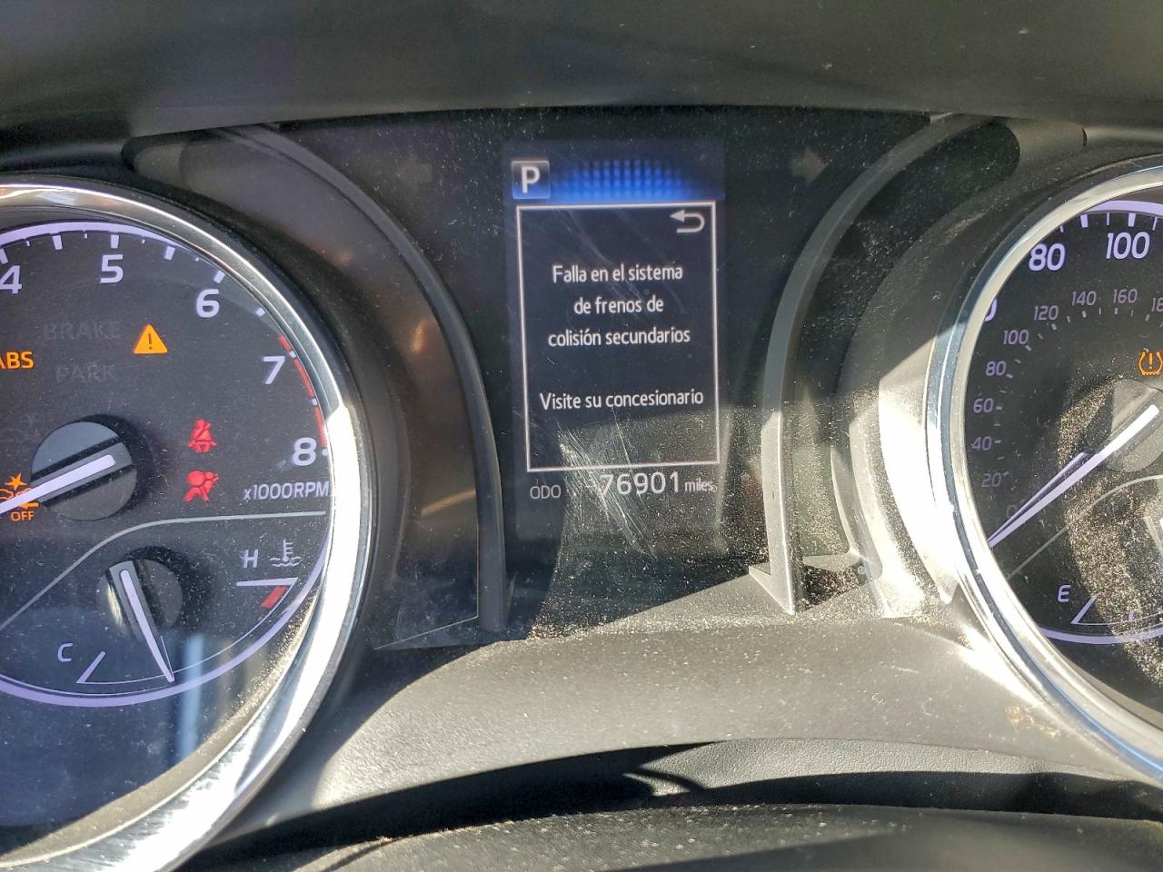 2019 TOYOTA CAMRY L photo 17