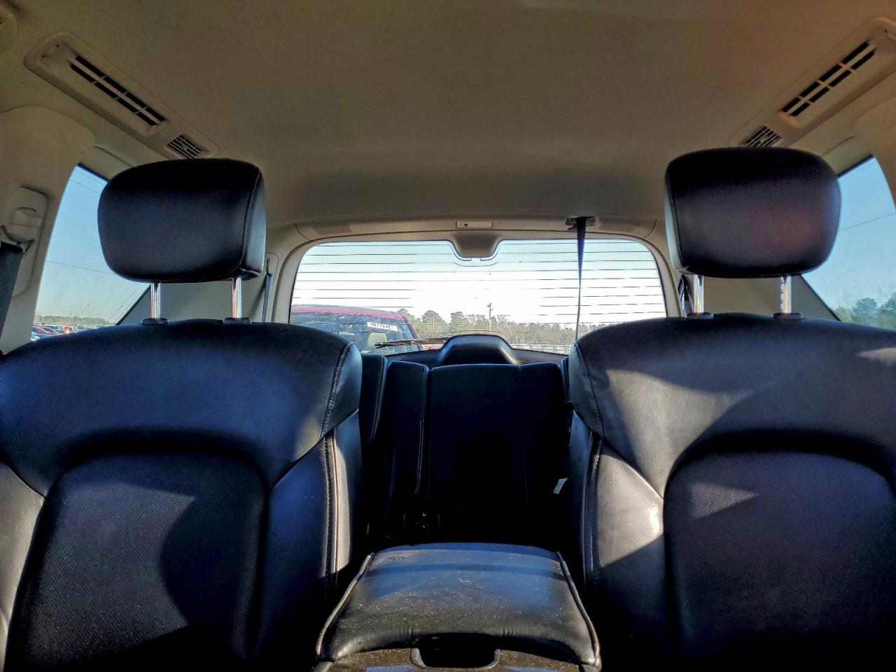 2021 INFINITI QX80 LUXE photo 10