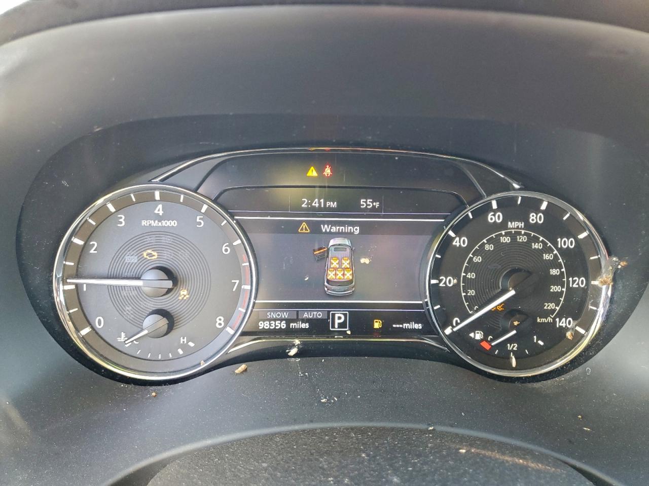 2021 INFINITI QX80 LUXE photo 9