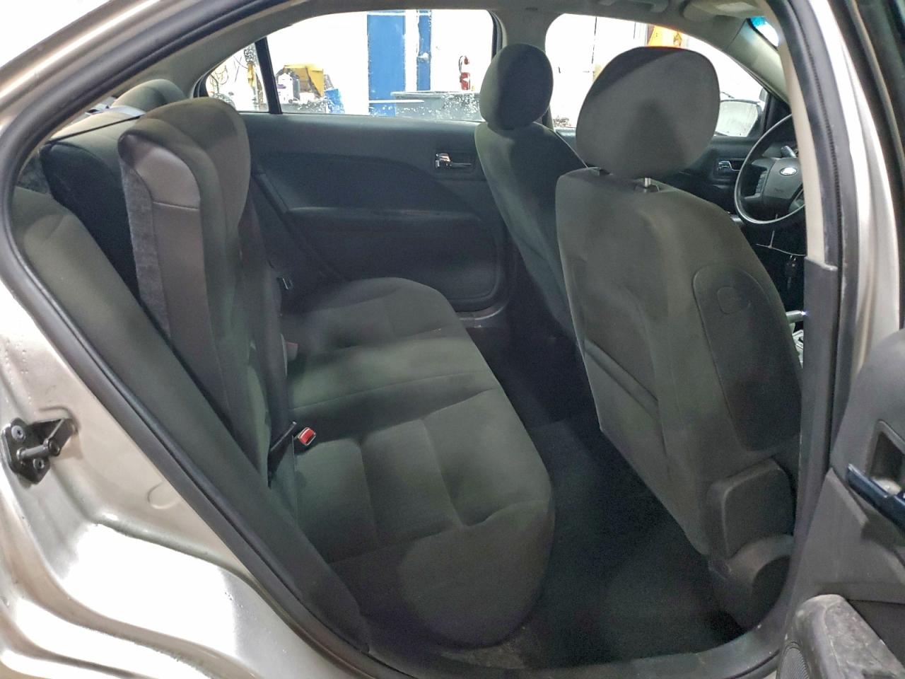 2007 FORD FUSION SE photo 10