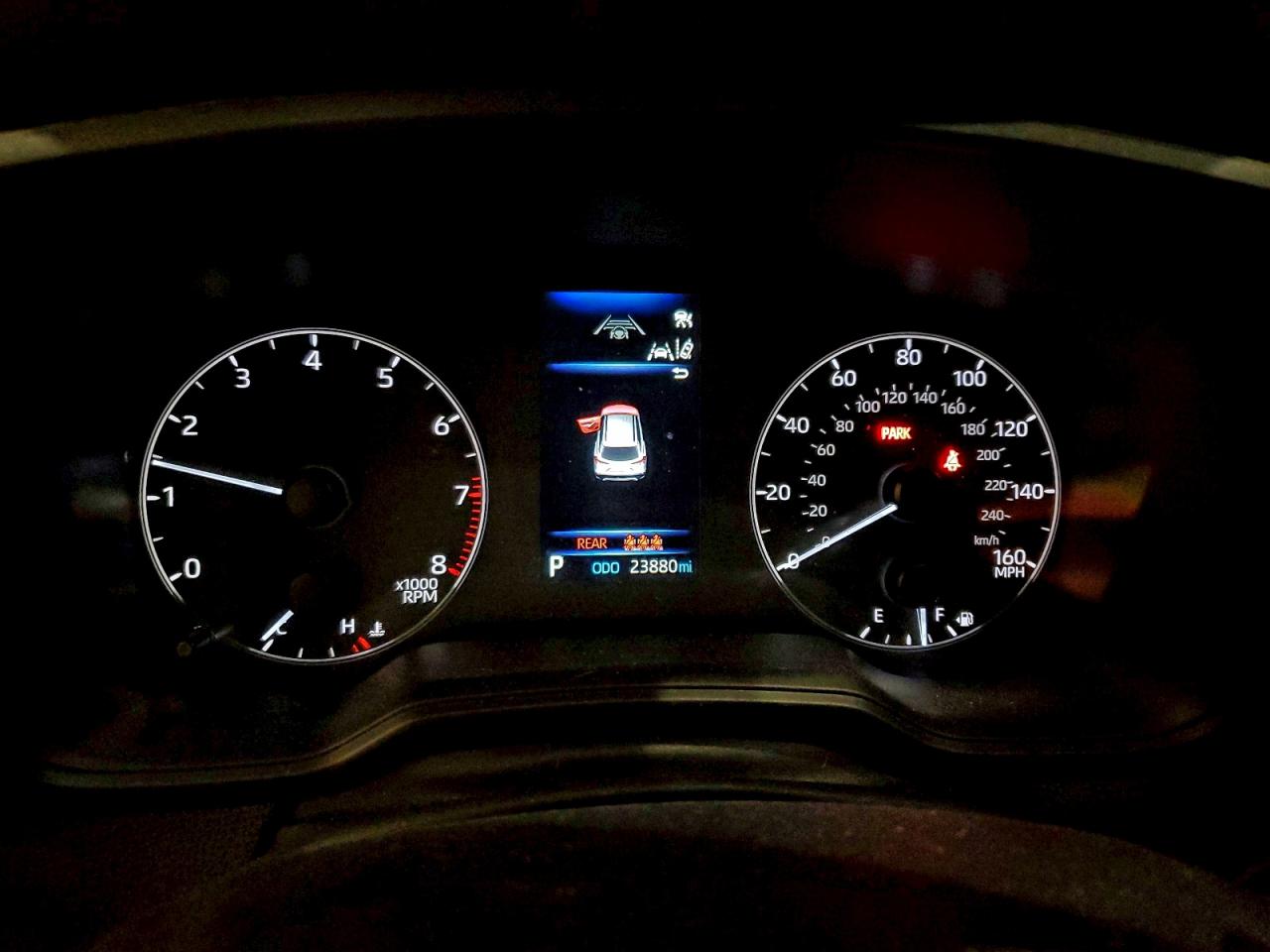2023 TOYOTA COROLLA CROSS LE photo 17