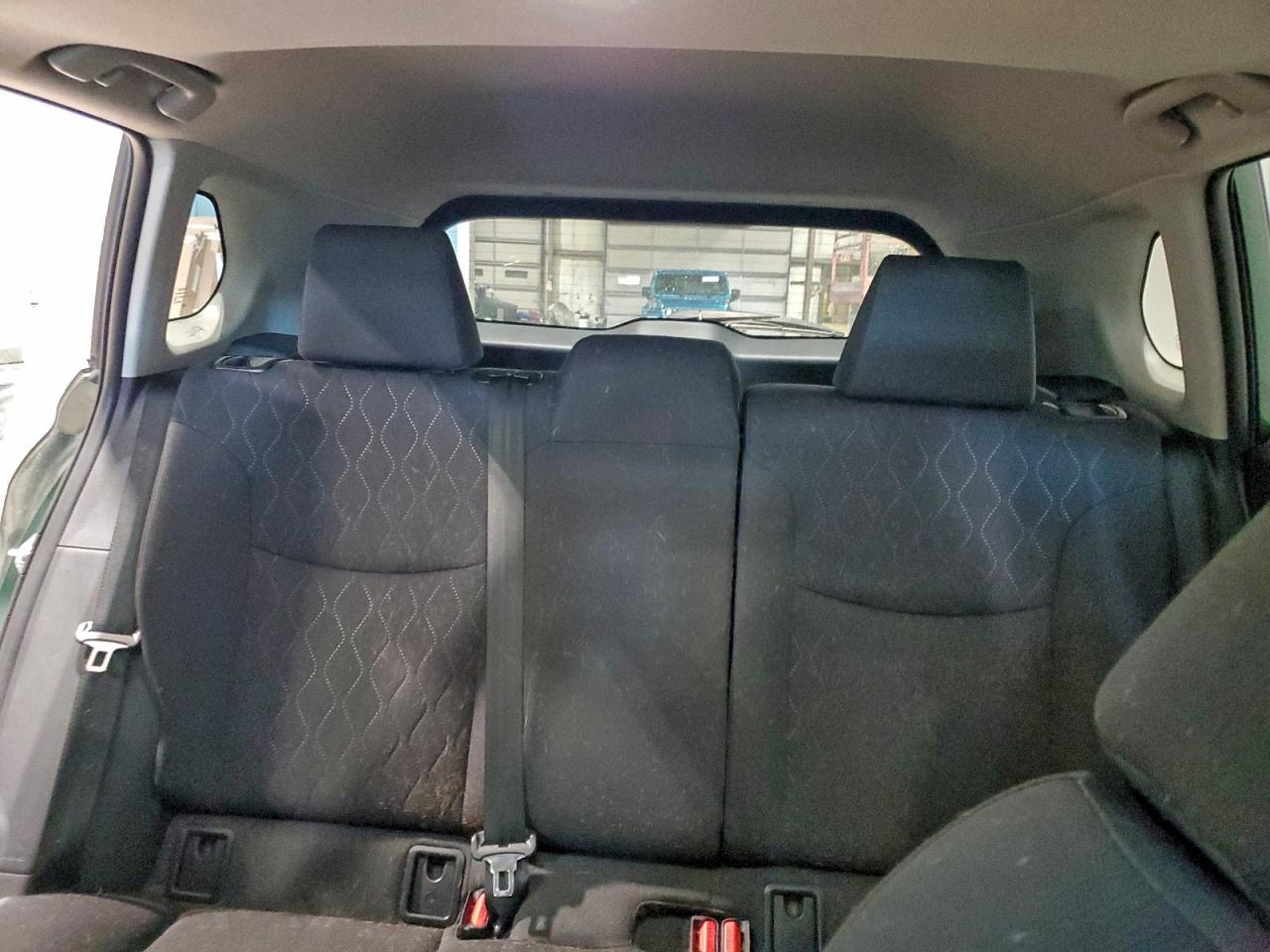 2023 TOYOTA COROLLA CROSS LE photo 19