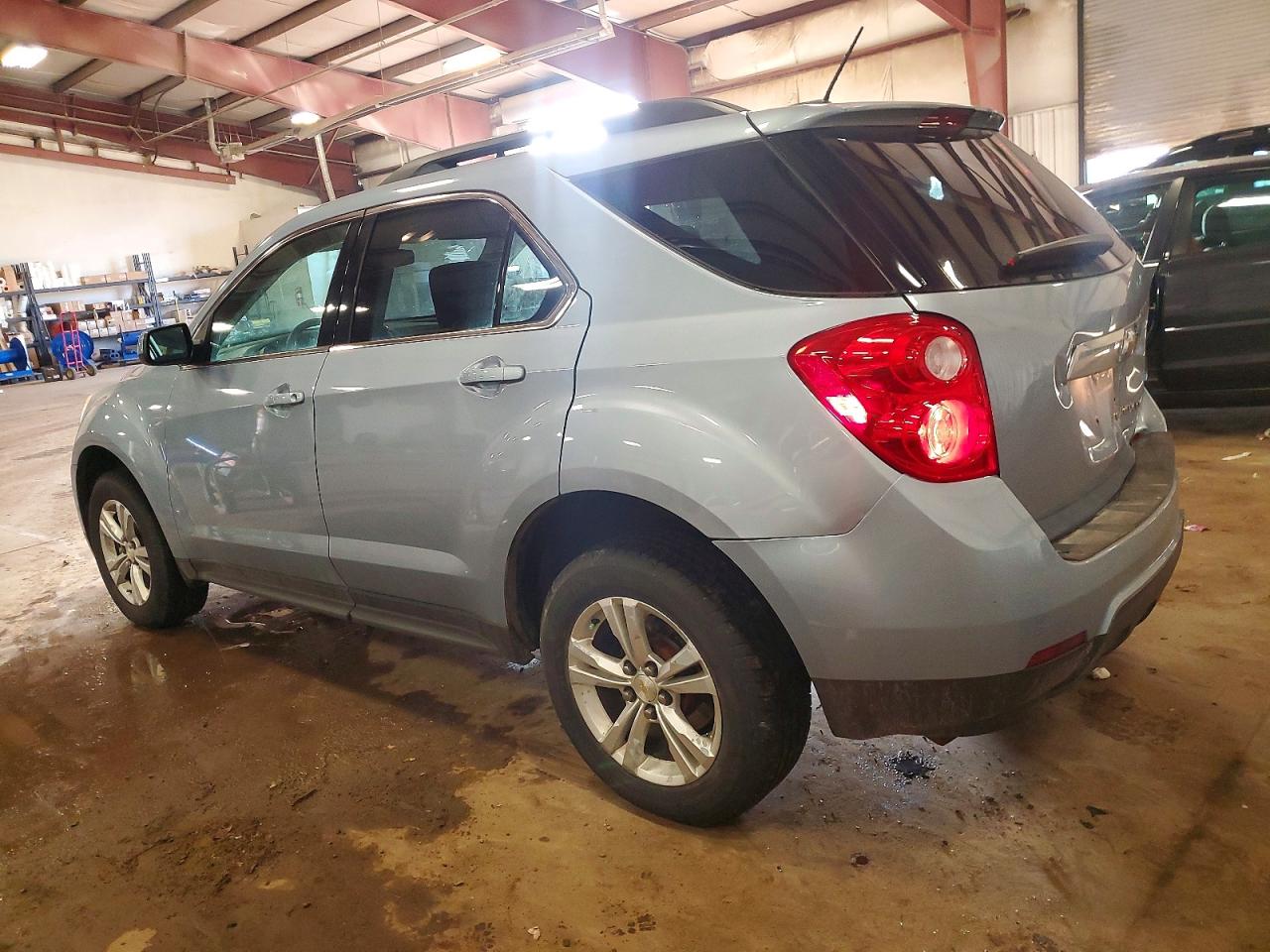2015 CHEVROLET EQUINOX LT photo 2
