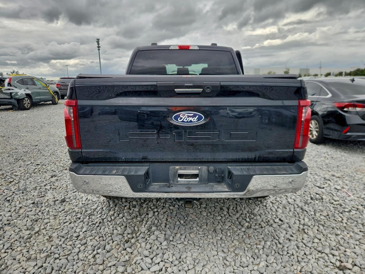 2024 FORD F150 XLT photo 16