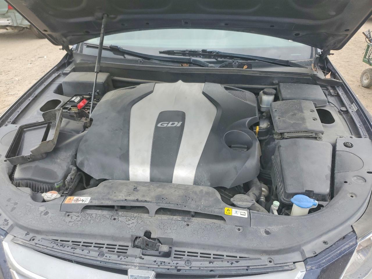 2012 HYUNDAI GENESIS 3.8L photo 21