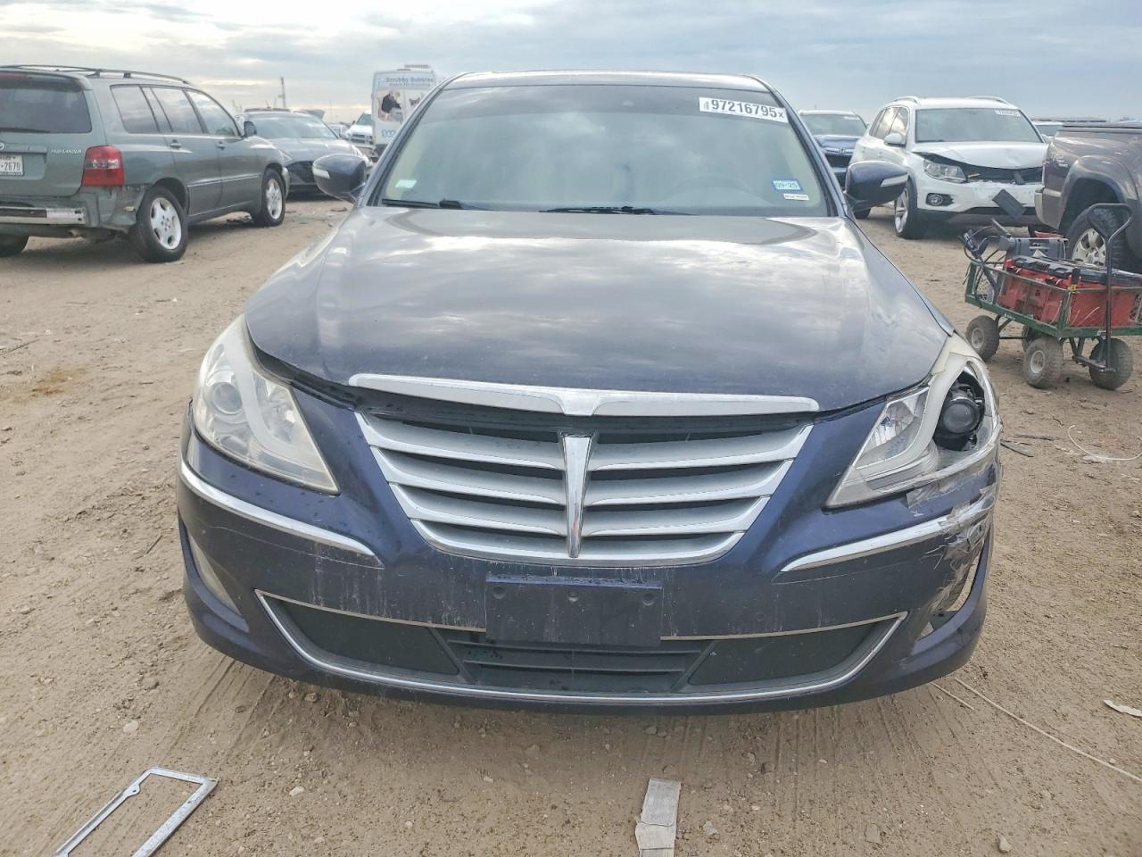 2012 HYUNDAI GENESIS 3.8L photo 9