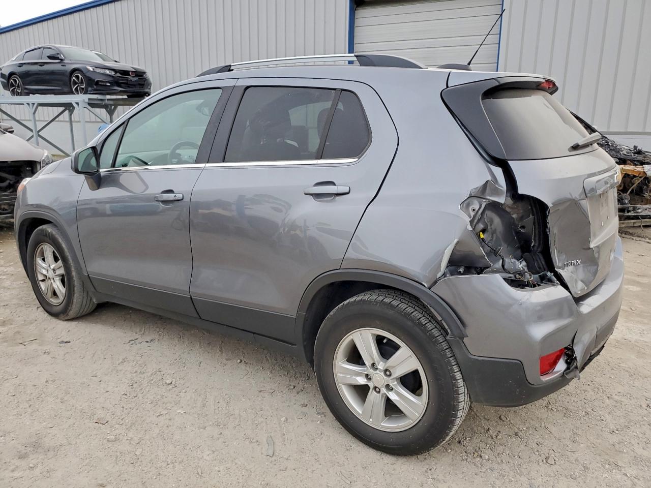 2020 CHEVROLET TRAX 1LT photo 4