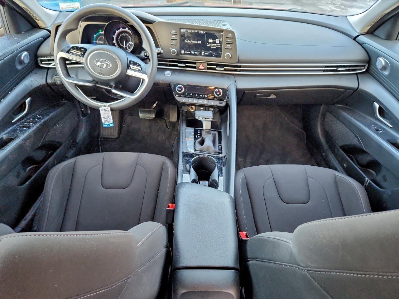 2023 HYUNDAI ELANTRA BLUE photo 8