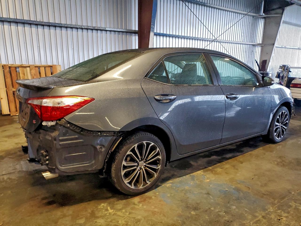2015 TOYOTA COROLLA L photo 3