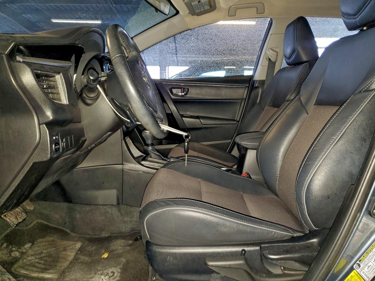 2015 TOYOTA COROLLA L photo 7
