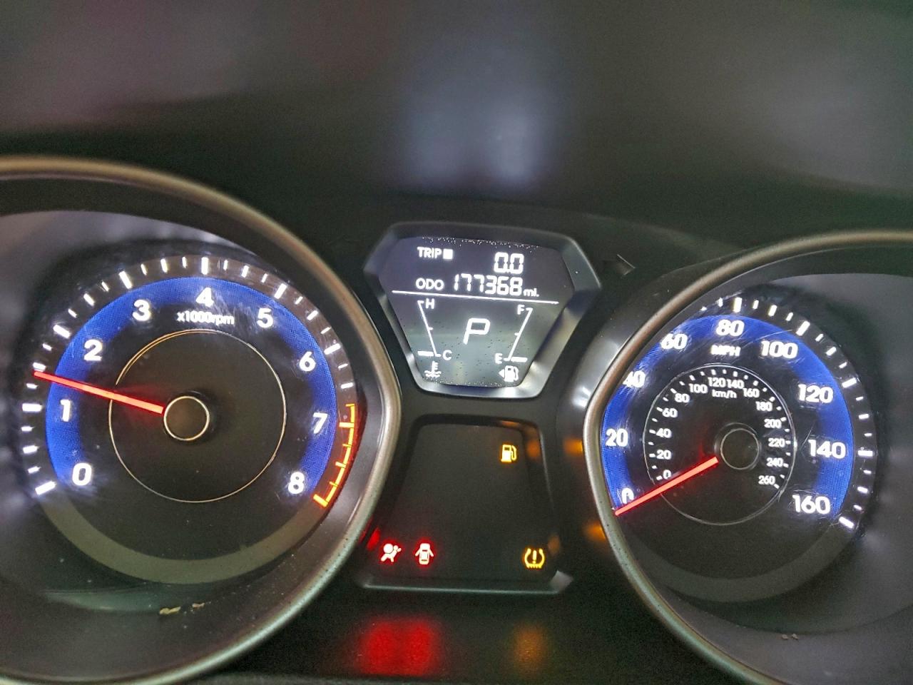 2013 HYUNDAI ELANTRA GLS photo 9