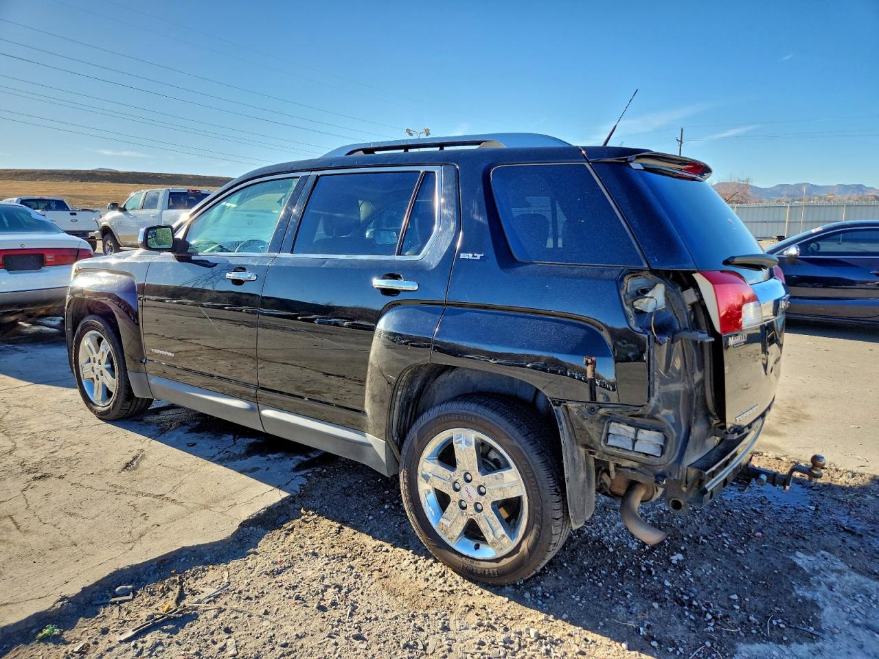 2012 GMC TERRAIN SLT photo 2