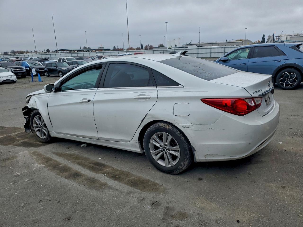 2011 HYUNDAI SONATA GLS photo 3