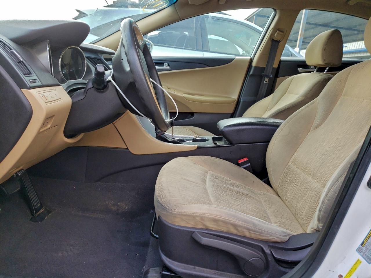 2011 HYUNDAI SONATA GLS photo 13