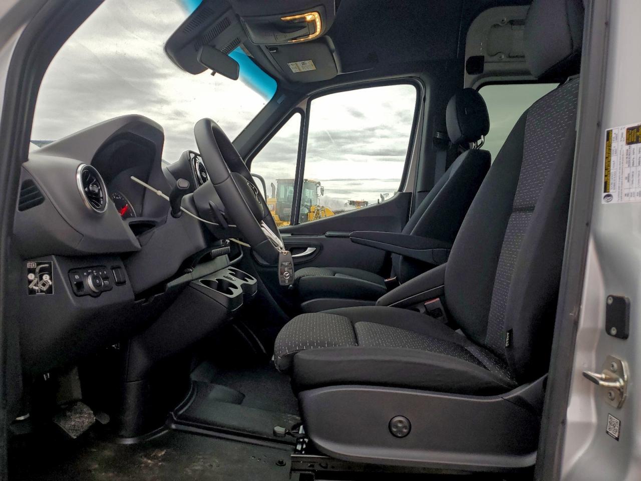 2022 MERCEDES-BENZ SPRINTER 2500 photo 19