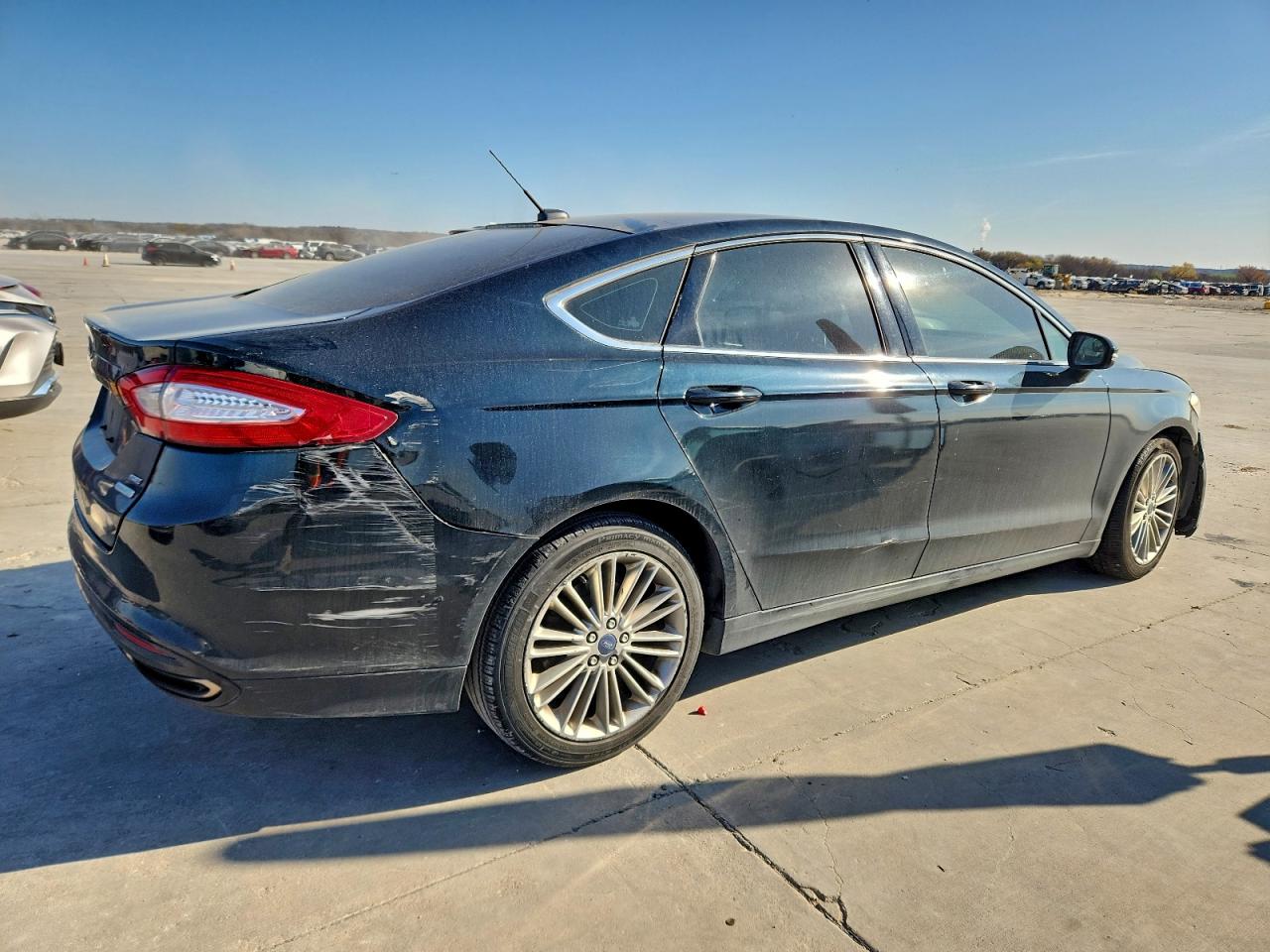 2014 FORD FUSION SE photo 3