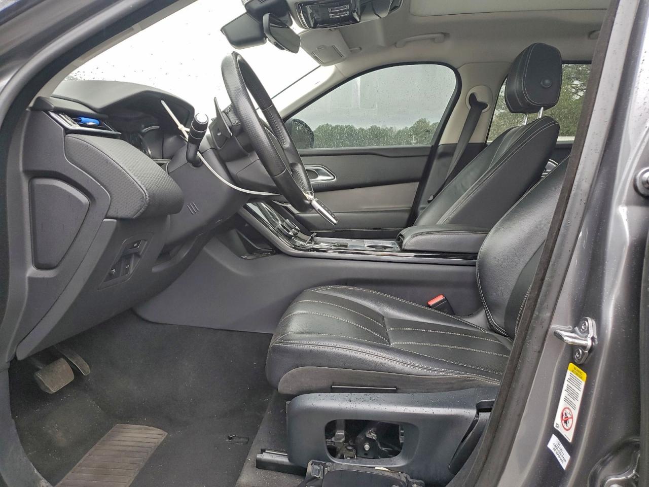 2019 LAND ROVER RANGE ROVER VELAR S photo 7