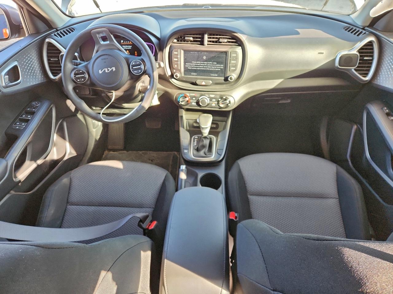 2025 KIA SOUL LX photo 22