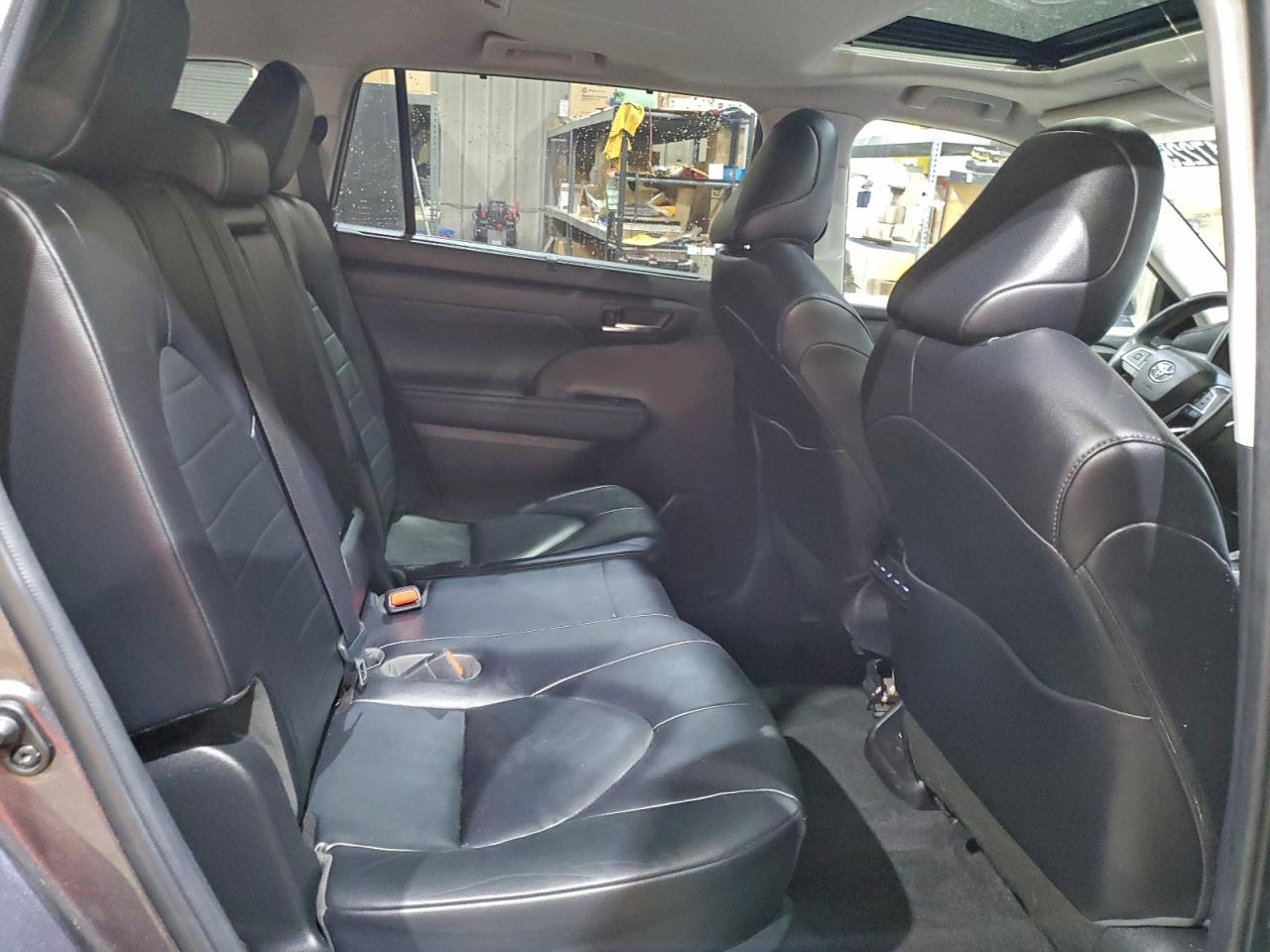 2023 TOYOTA HIGHLANDER L photo 11