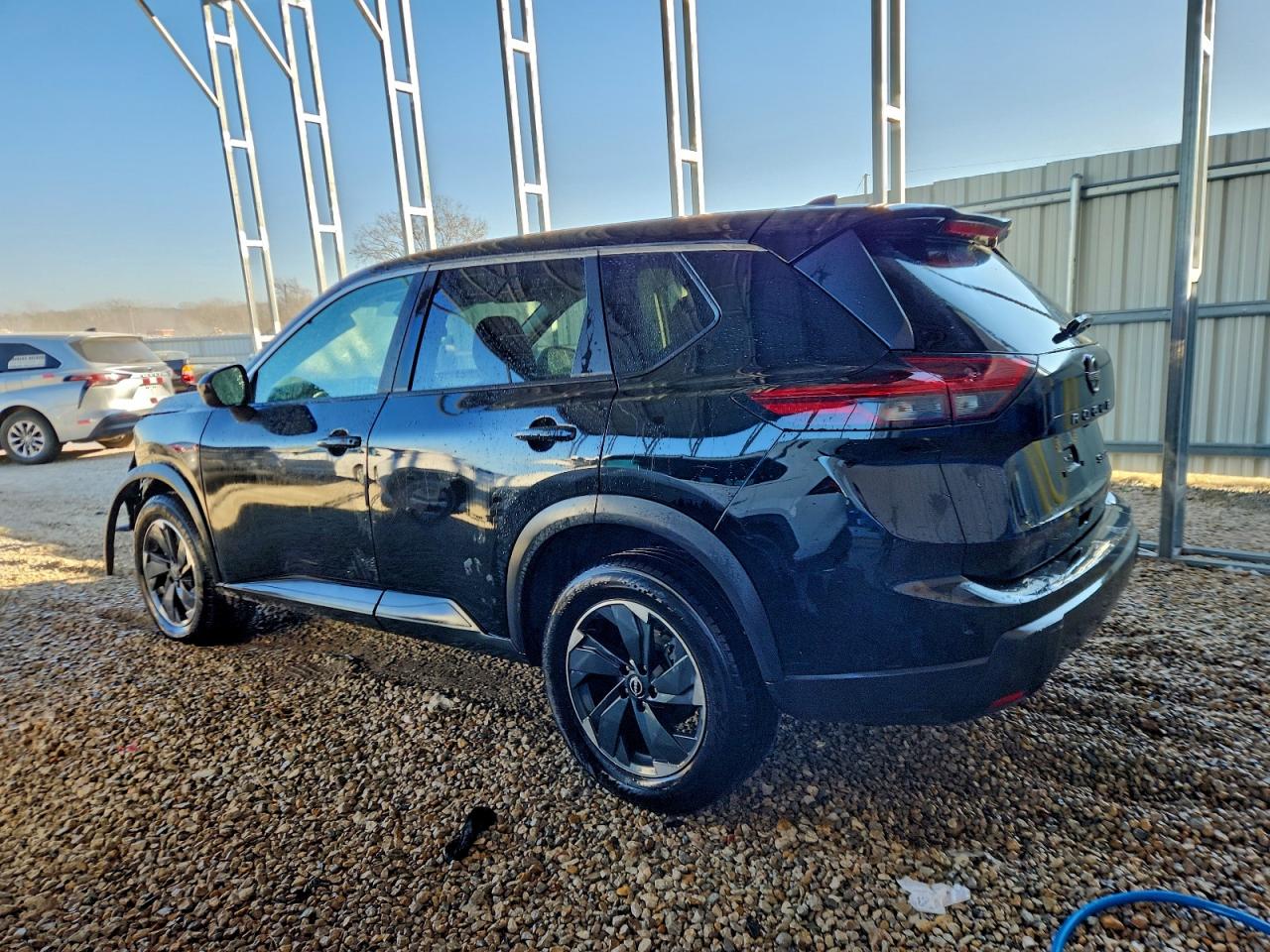 2024 NISSAN ROGUE SV photo 2
