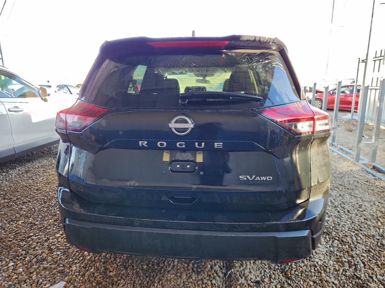 2024 NISSAN ROGUE SV photo 6