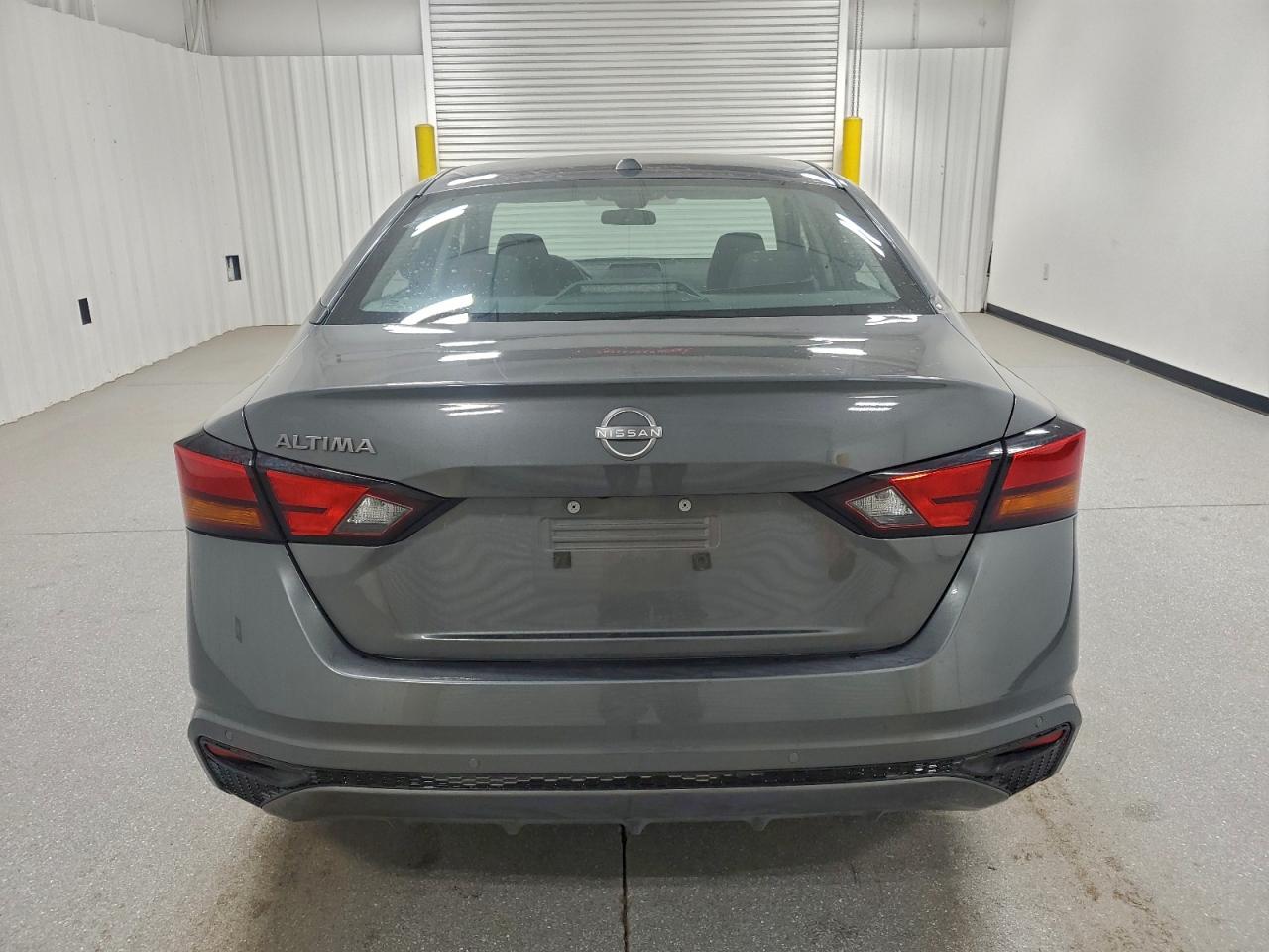 2025 NISSAN ALTIMA SV photo 6