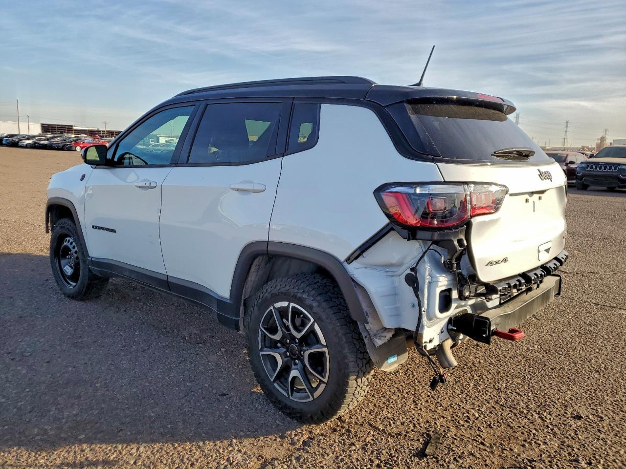2025 JEEP COMPASS TRAILHAWK photo 2