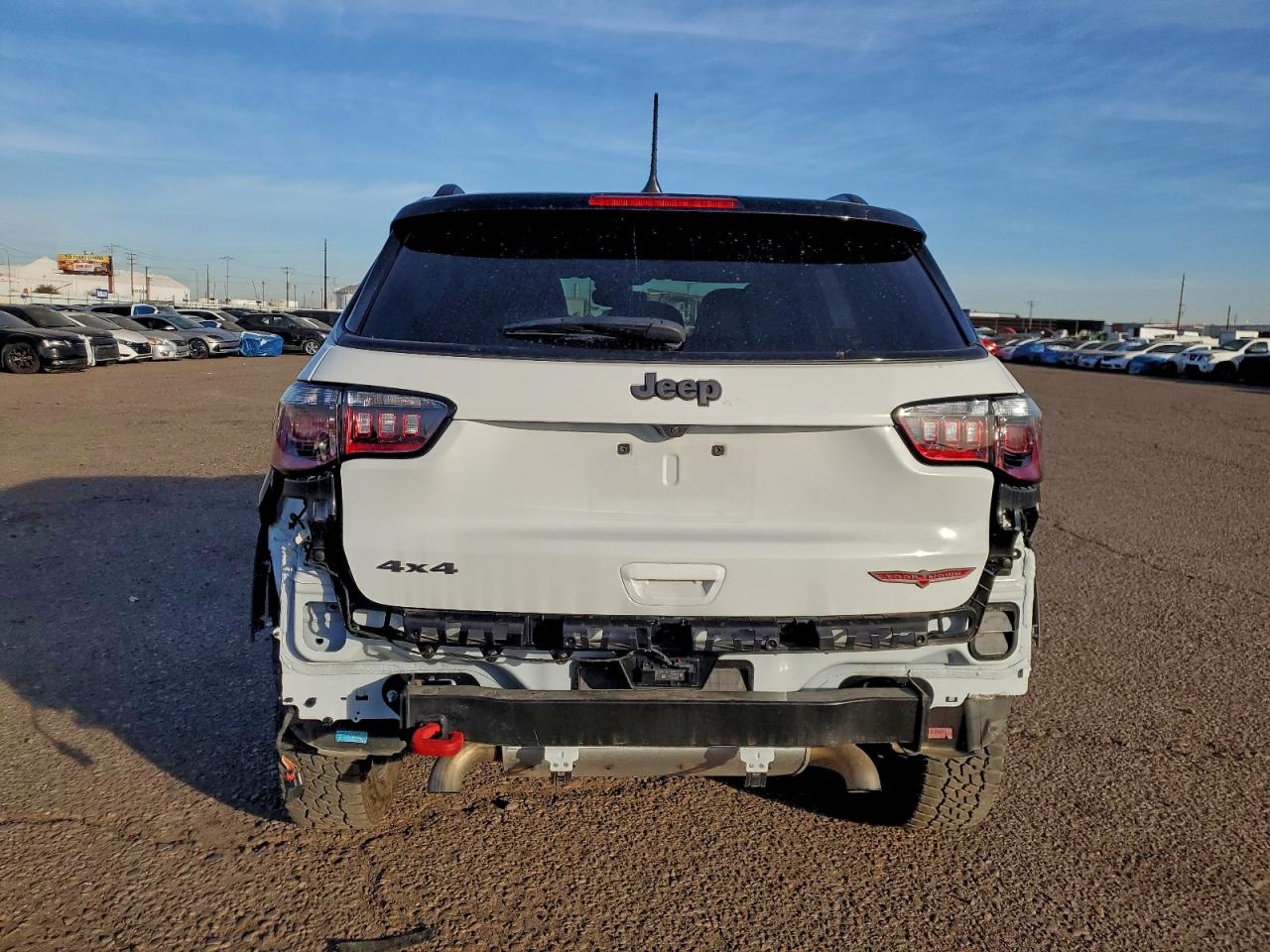 2025 JEEP COMPASS TRAILHAWK photo 6