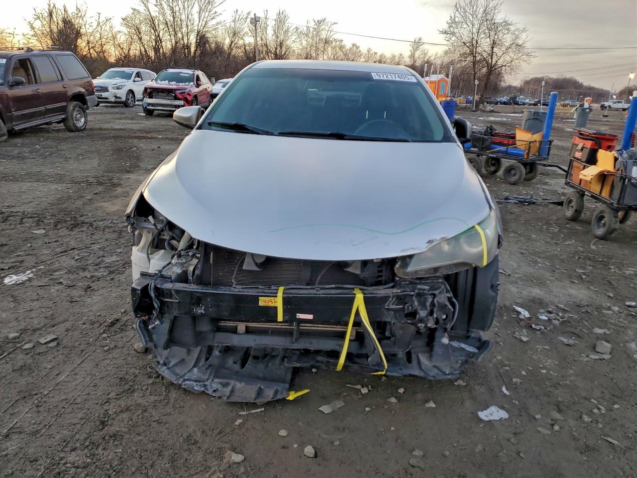 2016 TOYOTA CAMRY LE photo 9