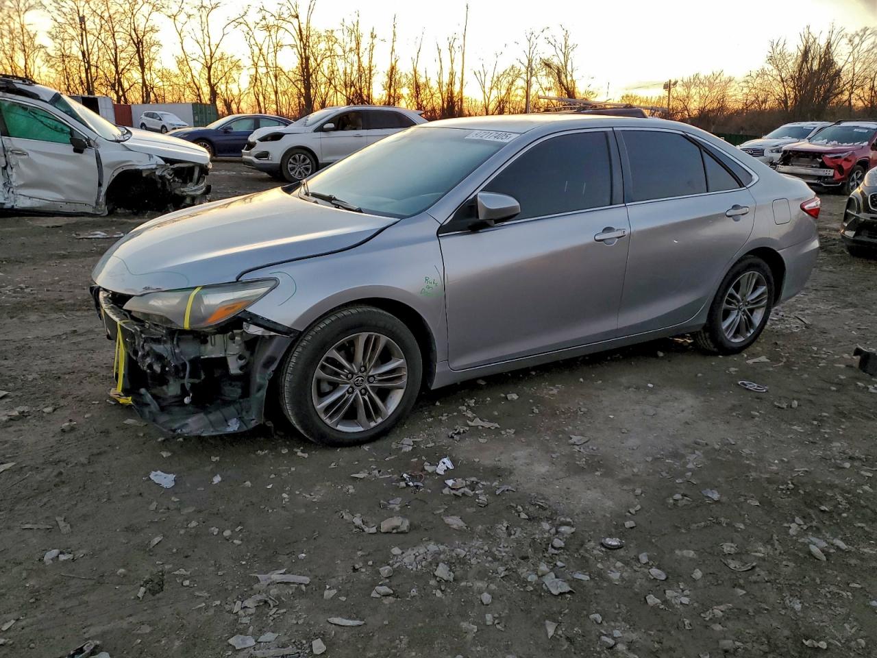 2016 TOYOTA CAMRY