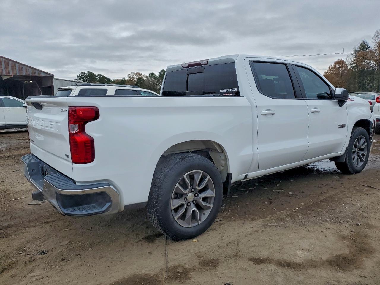 2020 CHEVROLET SILVERADO K1500 LT photo 5