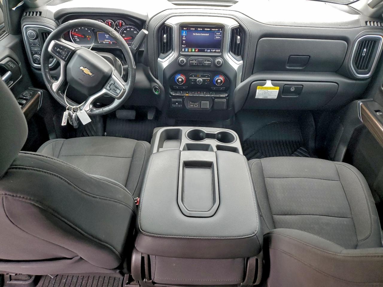 2020 CHEVROLET SILVERADO K1500 LT photo 15