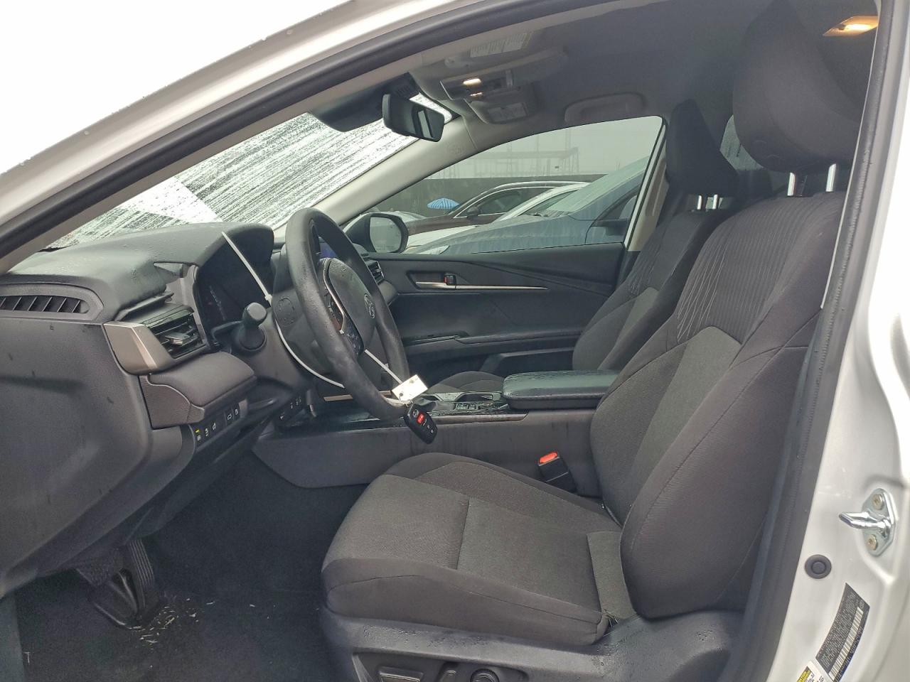 2025 TOYOTA CAMRY XSE photo 7