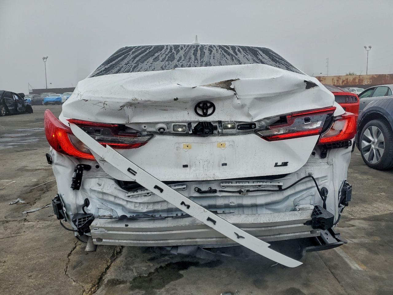 2025 TOYOTA CAMRY XSE photo 6