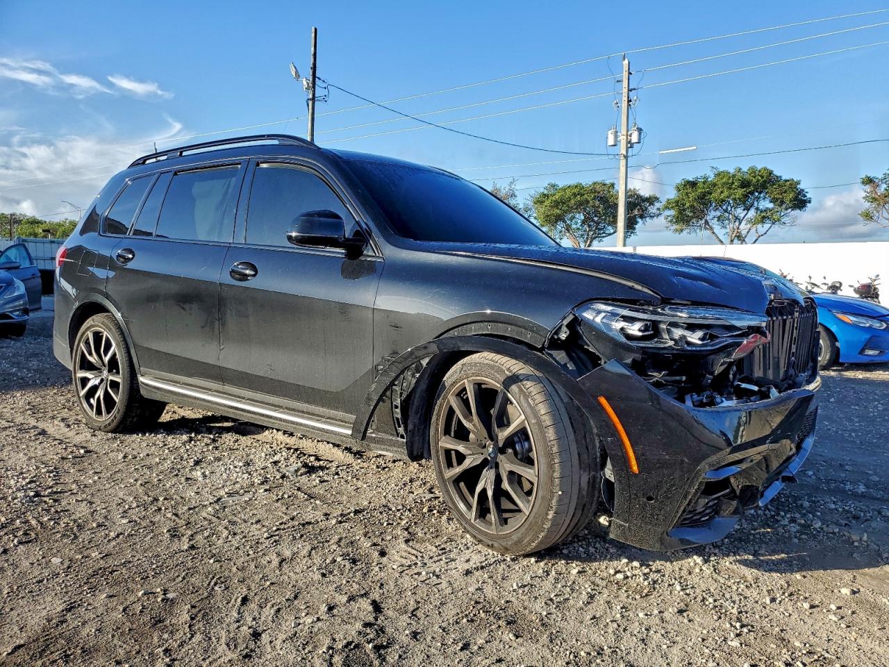 2021 BMW X7 XDRIVE40I photo 4
