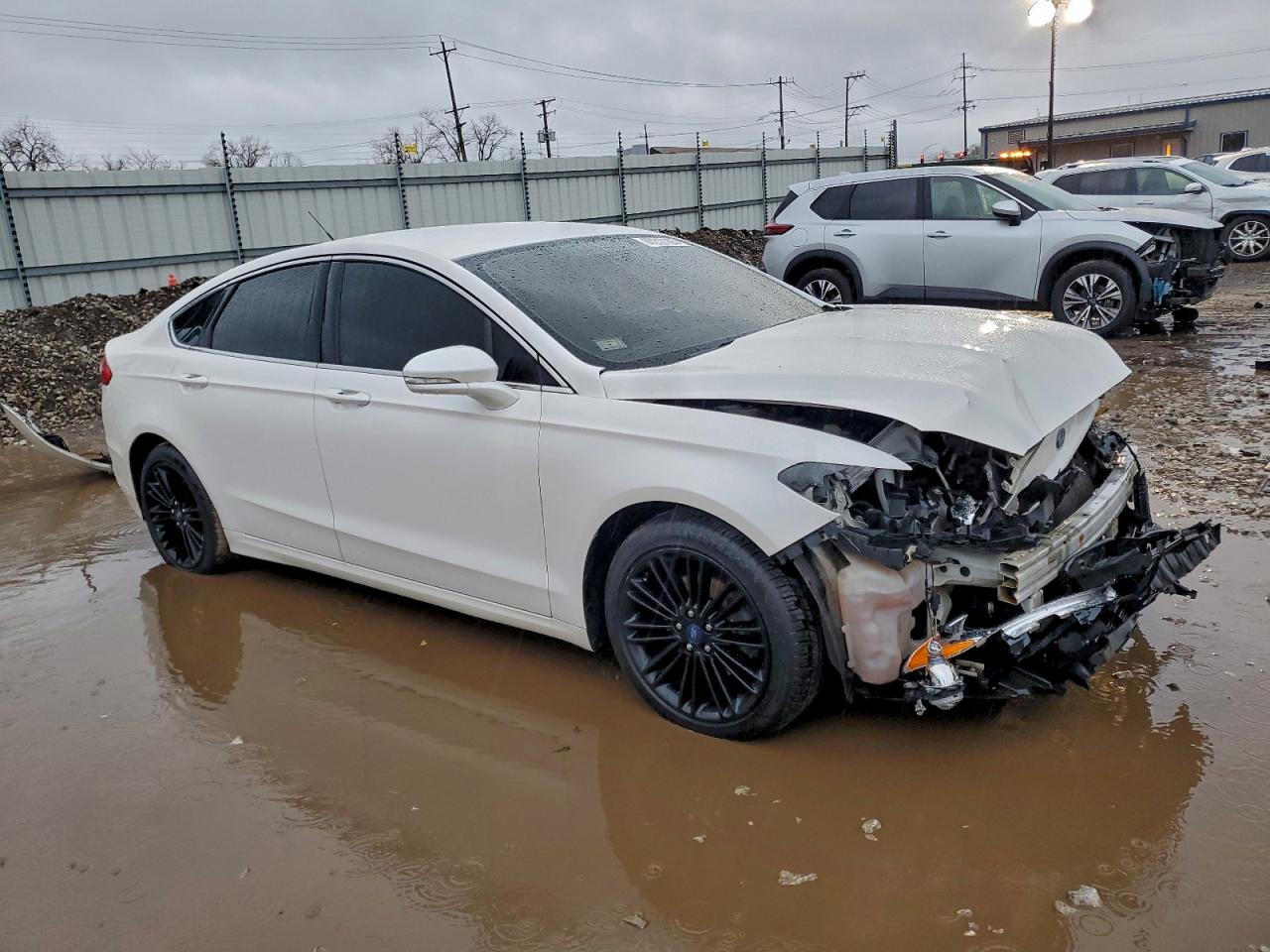 2016 FORD FUSION SE photo 4