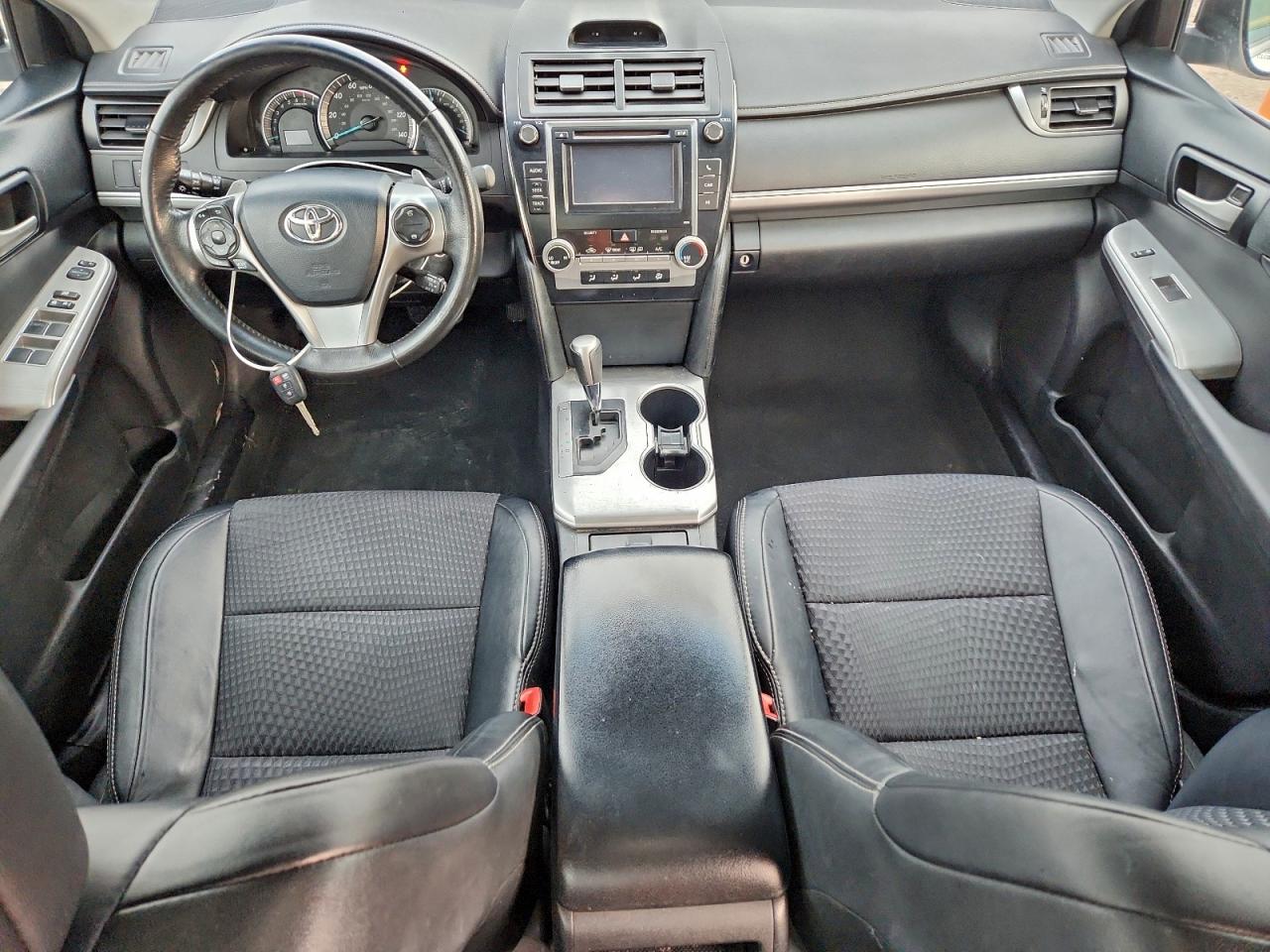 2013 TOYOTA CAMRY L photo 8