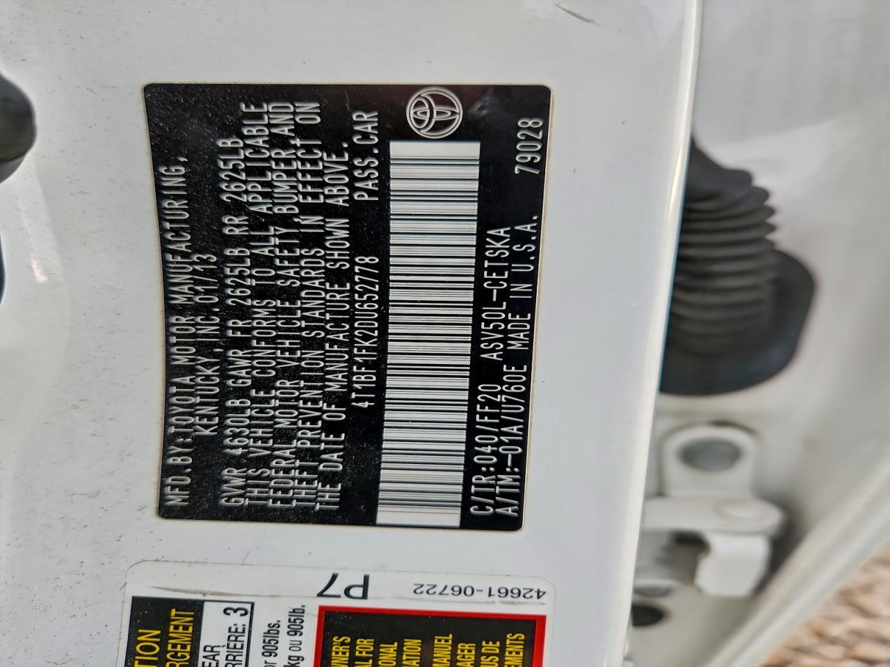 2013 TOYOTA CAMRY L photo 12
