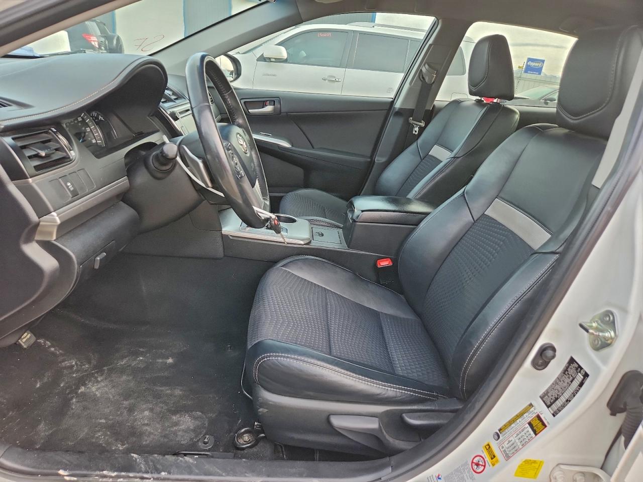 2013 TOYOTA CAMRY L photo 7