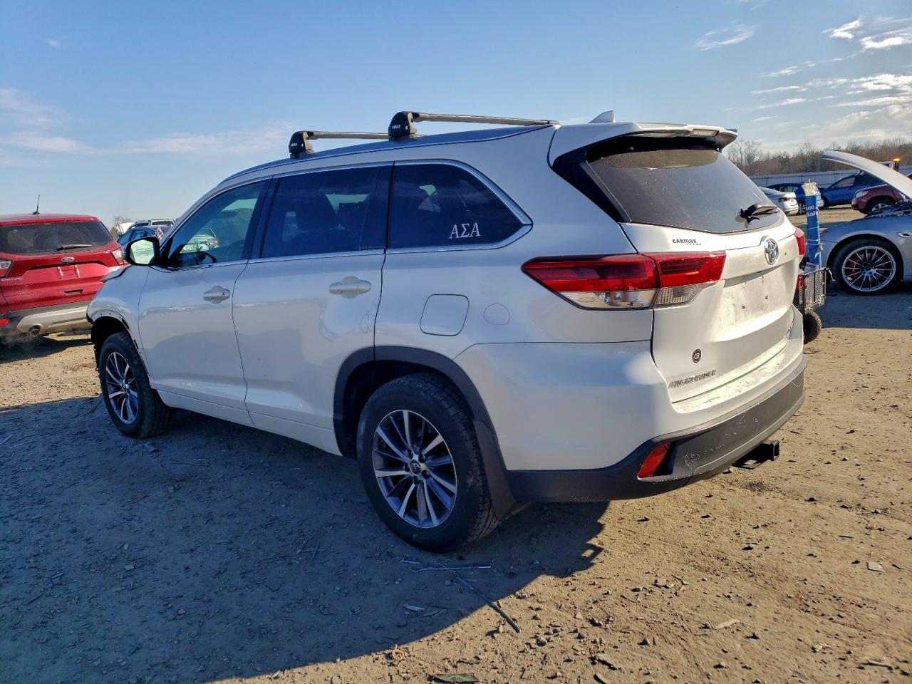 2018 TOYOTA HIGHLANDER SE photo 4