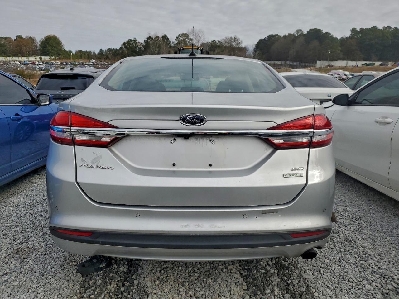 2017 FORD FUSION SE photo 11