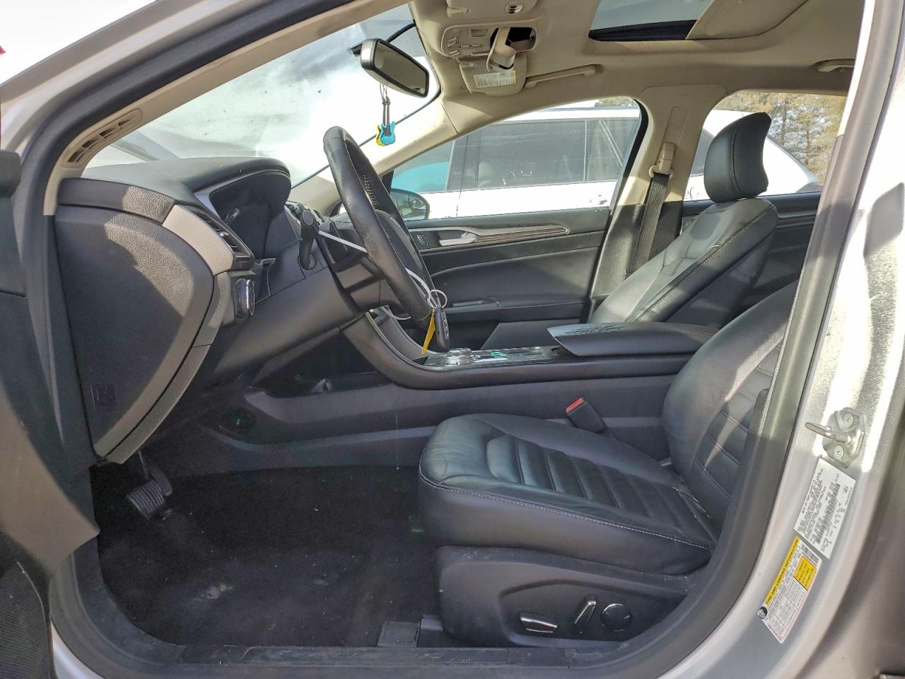 2017 FORD FUSION SE photo 13