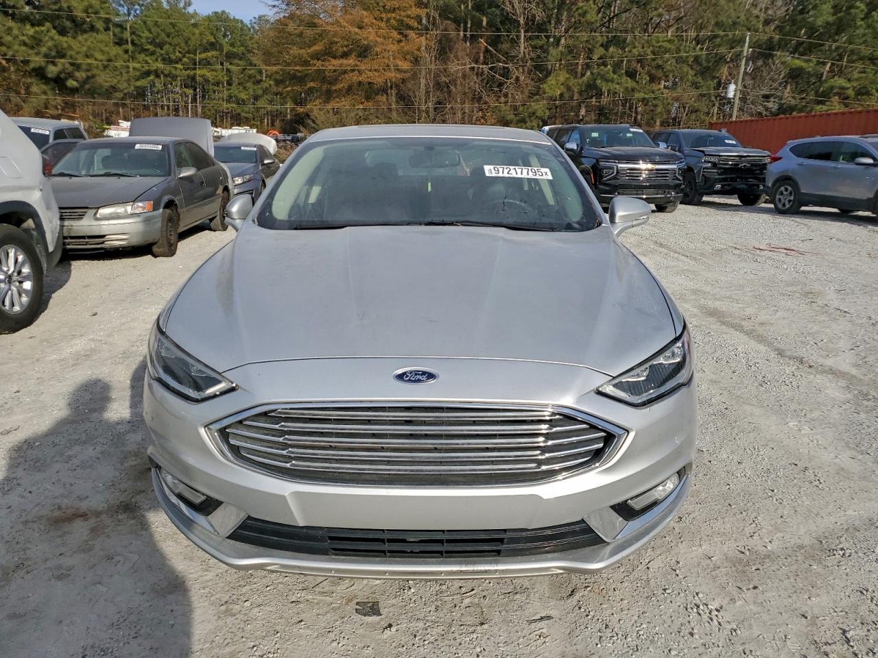 2017 FORD FUSION SE photo 9