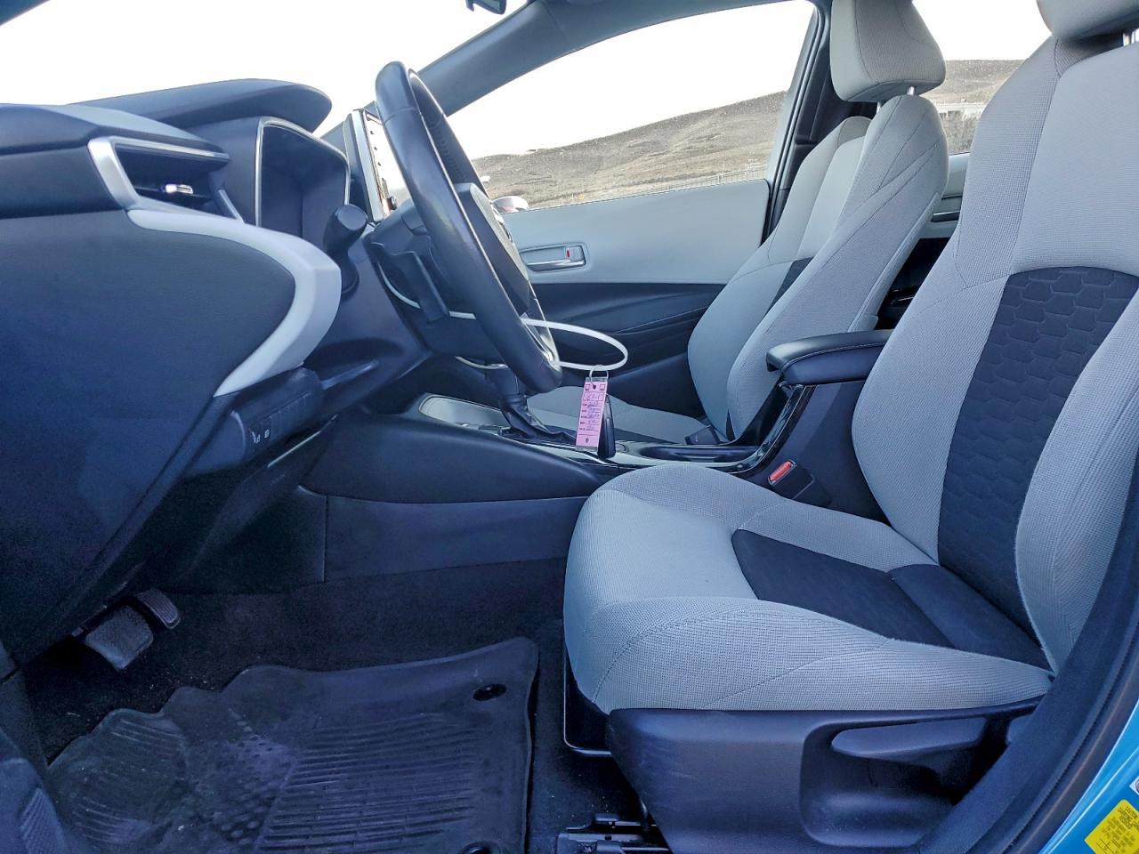 2022 TOYOTA COROLLA SE photo 7