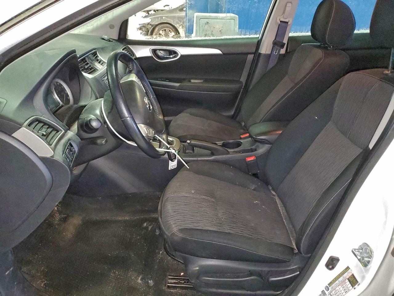 2015 NISSAN SENTRA S photo 7